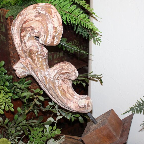 Chippy VTG 16" Rustic Wood & Iron Architectural Salvage Relic Statuary Finial - Picture 1 of 11